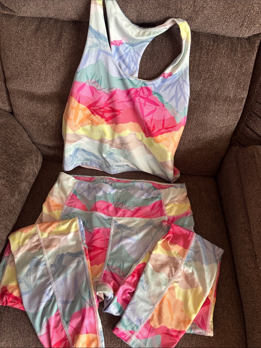 Pro Player Multicolor Pastel Stripe Sports Bra & Leggings Set